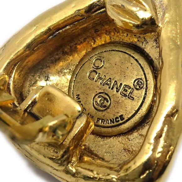 Chanel Triangle Earrings Clip-On Gold - Picture 4 of 4